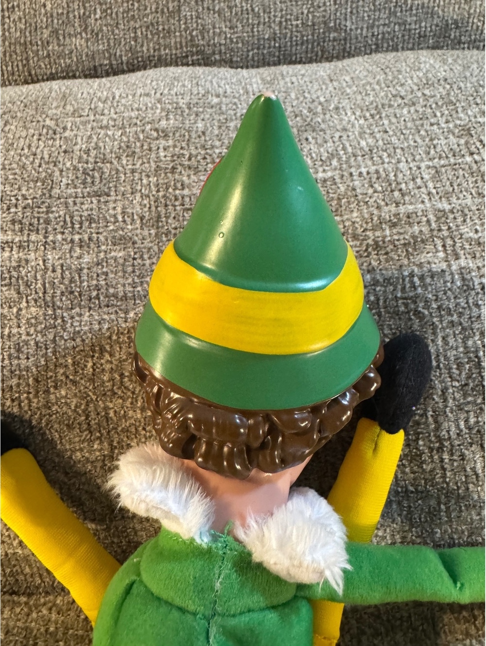 JAKKS Pacific "Buddy the Elf" Talking Plush Doll (2021) - Picture 8 of 9